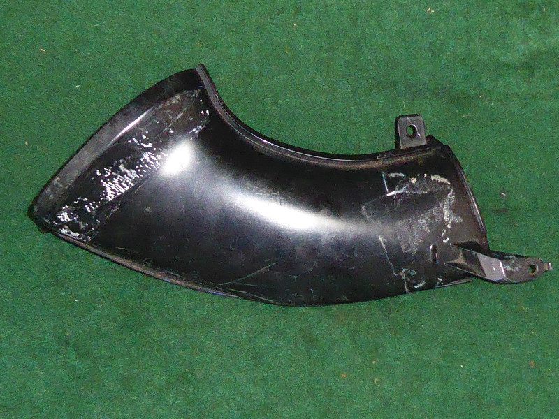 R1 RIGHT AIR DUCT 2007 2008 4c8