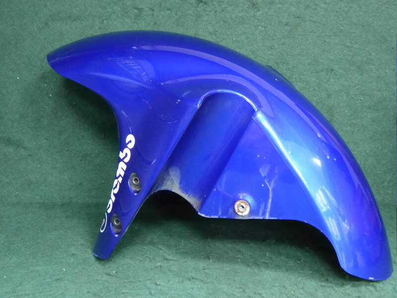 R1 FRONT MUDGUARD 1998