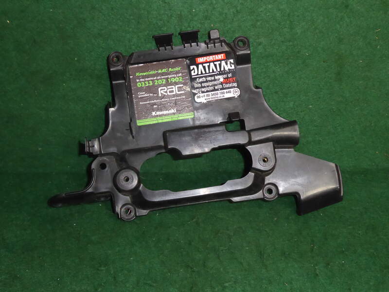 ZX10R UNDERSEAT BRACKET 2021 2024