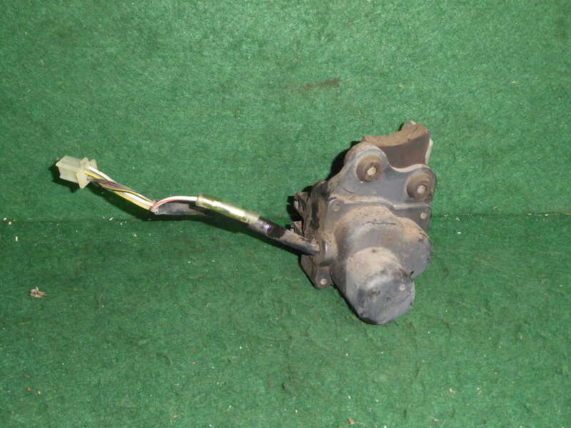 R1 EXHAUST SERVO MOTOR 1998 2001