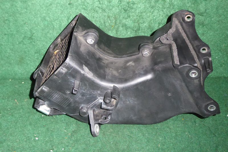 YAMAHA R1 AIR INTAKE DUCT 2015 2019