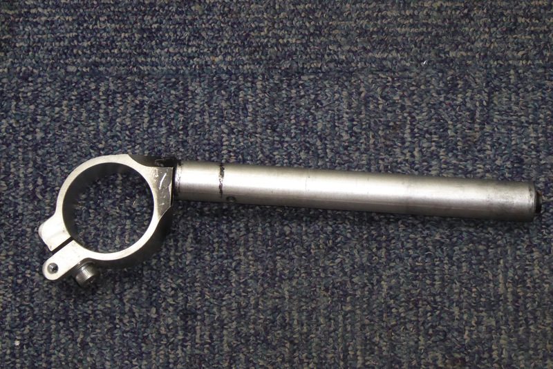 R1 RIGHT CLIPON HANDLEBAR 1998 2001 4xv 5jj