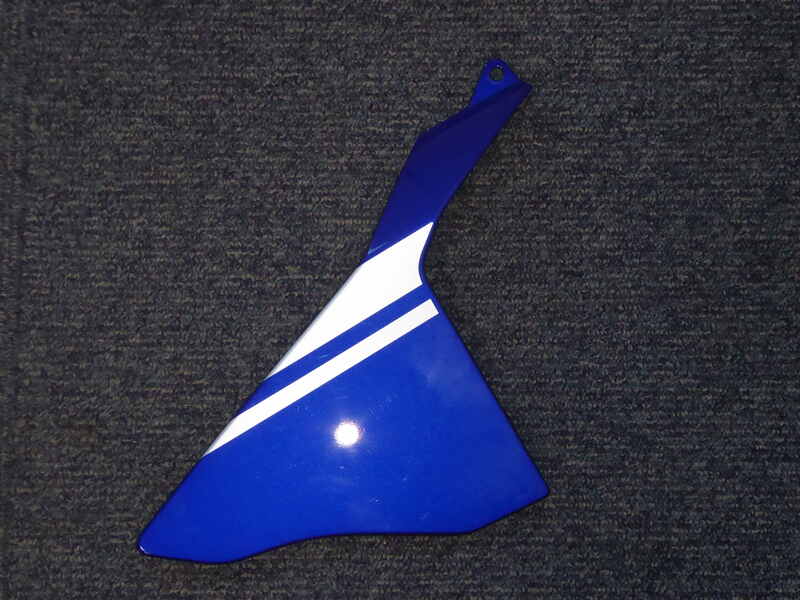 R1 SIDE FAIRING PANEL 2015 BLUE