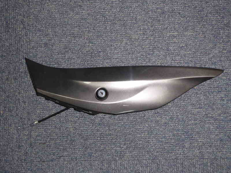 ZX10R LEFT SEAT PANEL 2016 2019 SILVER