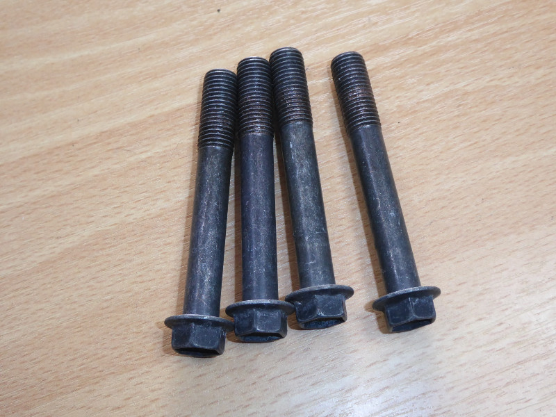 R1 FRONT CALIPER BOLTS SET OF 4