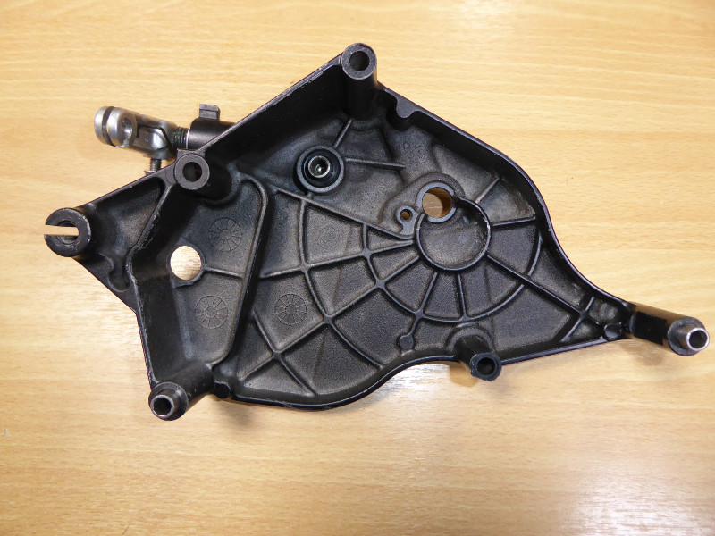 SUZUKI GSXR600 750 SPROCKET COVER K6 K7 - Image 2