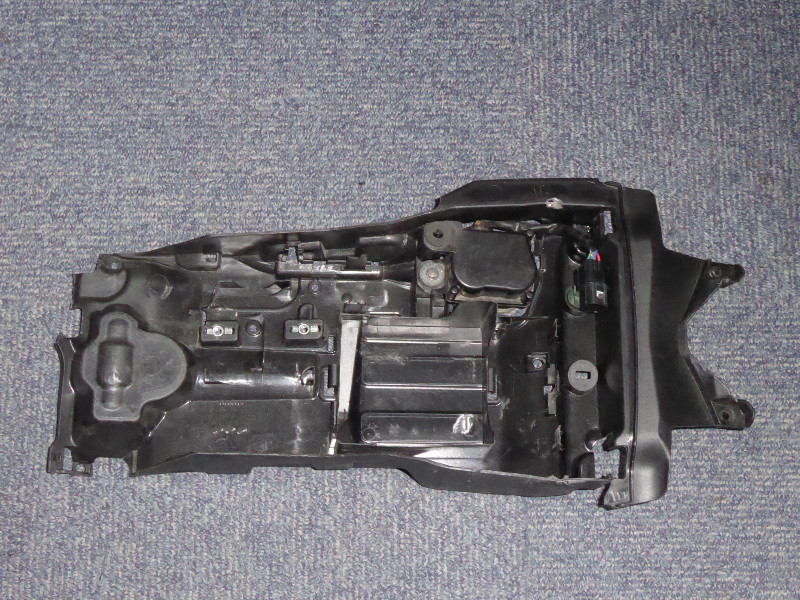 CBR1000RR BATTERY TRAY 2012 2016 DAMAGED