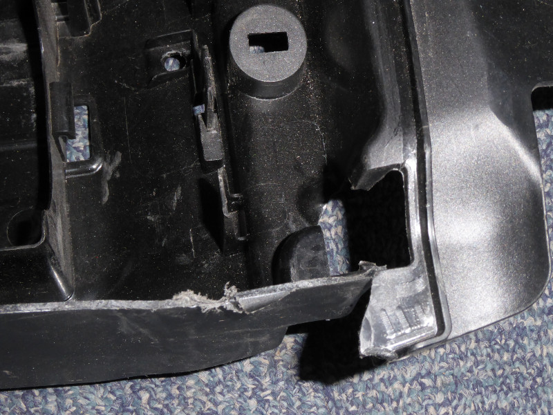 CBR1000RR BATTERY TRAY 2012 2016 DAMAGED - Image 2