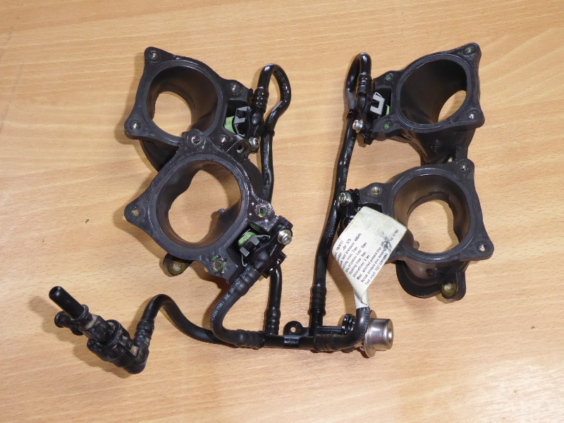DUCATI PANIGALE V4s FUEL INJECTION BODIES 2018