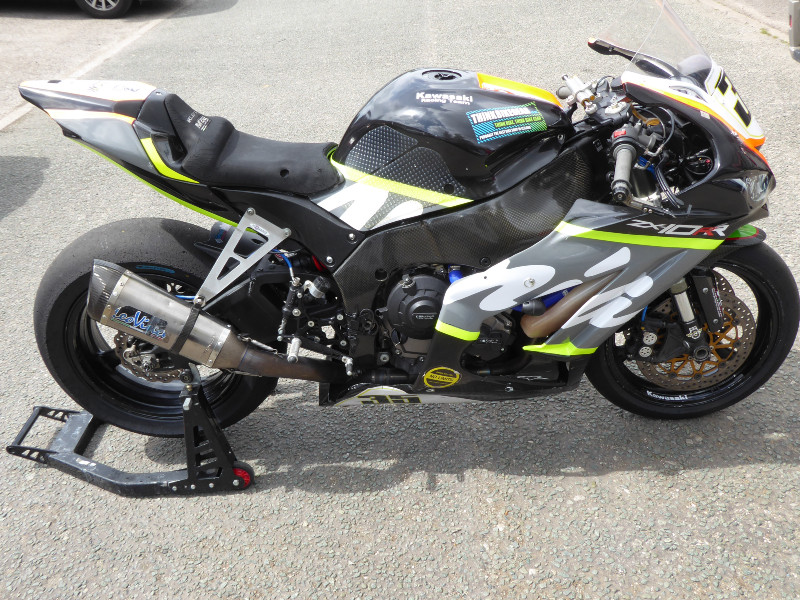 KAWASAKI ZX10R TRACKBIKE 2012