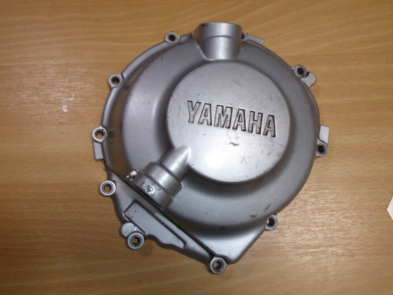 YAMAHA R6 CLUTCH CASING 1999 20005EB