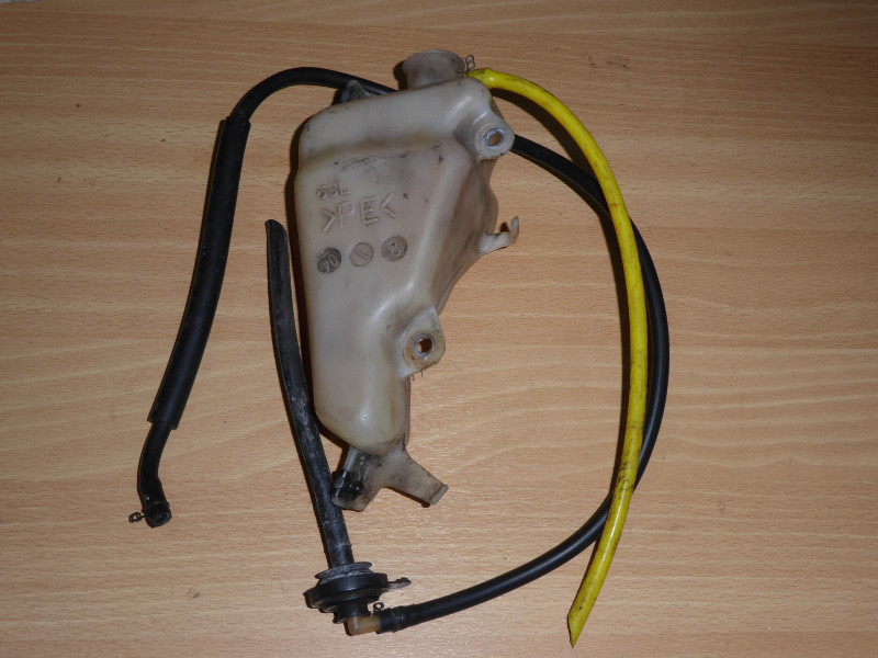 YAMAHA R6 EXPANSION BOTTLE 1999 2000 5EB